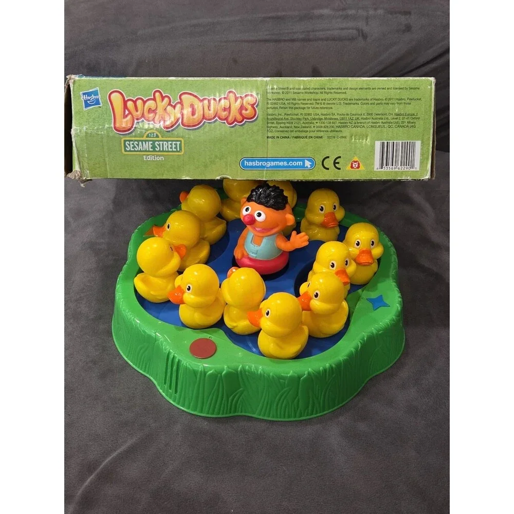 Hasbro Lucky Ducks Sesame Street Edition Board Game Complete Tested and Works